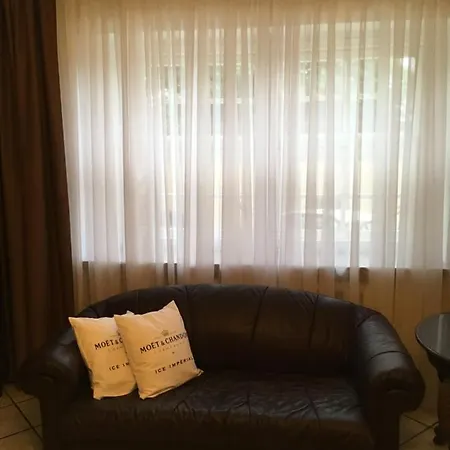 Du Broliai Apartmán *
